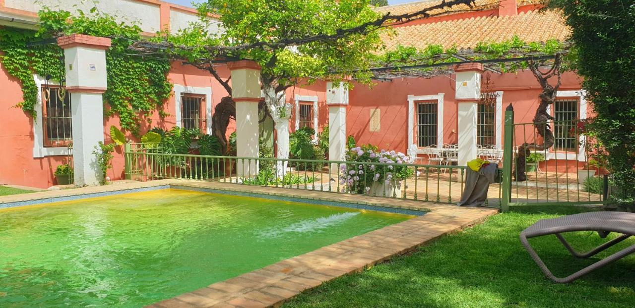 Cortijo El Triguero N-398 Ctra Carmona - El Viso Del Alcor Km 18 Villa Екстериор снимка