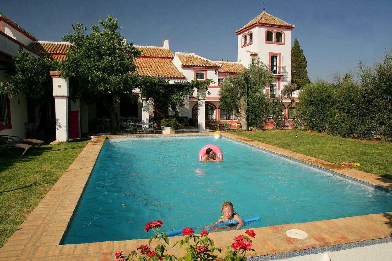 Cortijo El Triguero N-398 Ctra Carmona - El Viso Del Alcor Km 18 Villa Екстериор снимка